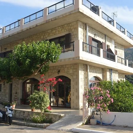 Ariadni Apartments Sfinárion Екстериор снимка